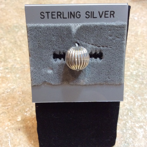 STERLING SILVER BALL PENDANT - Picture 1 of 2